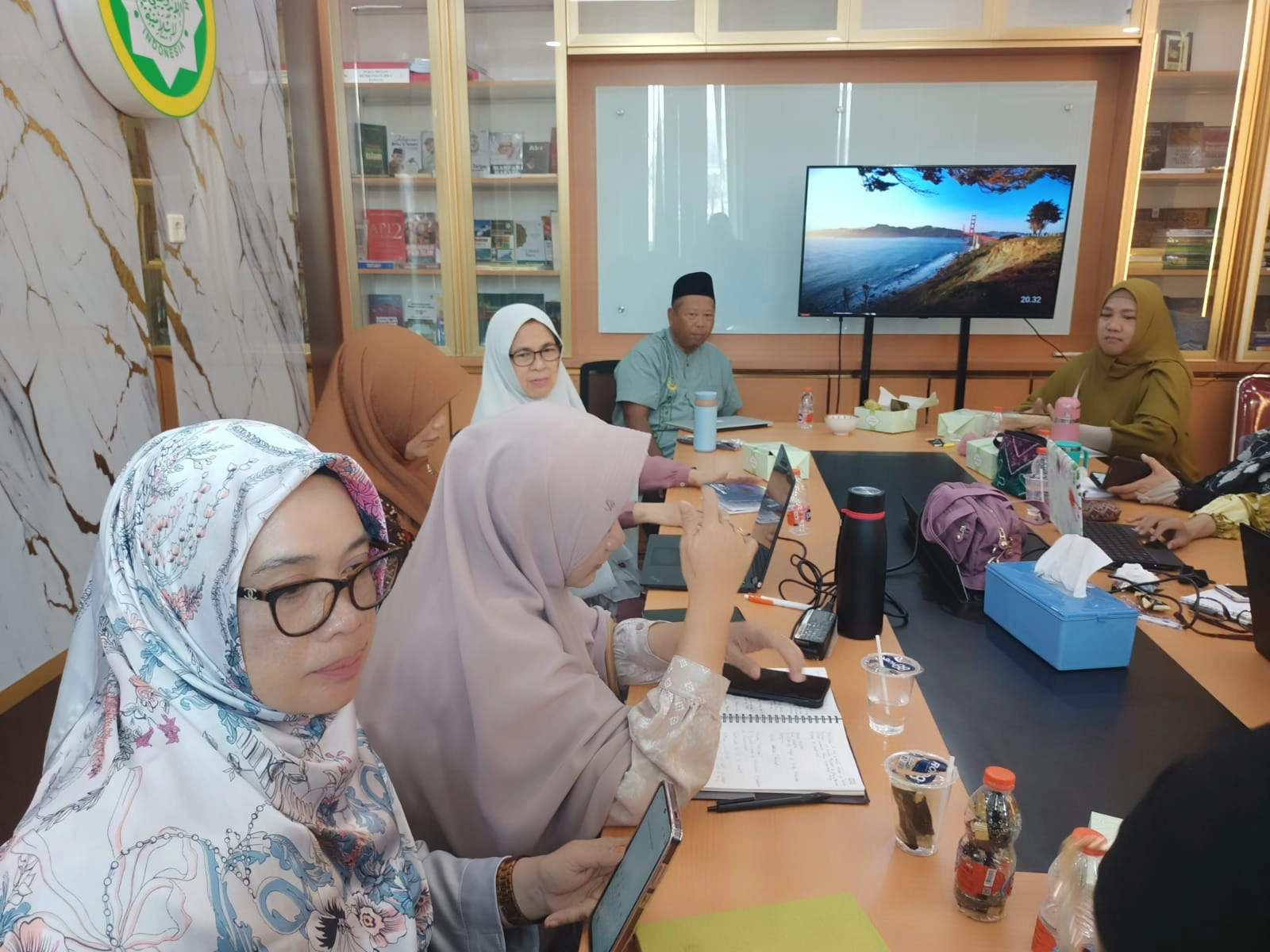 Gambar utama 'PP Muslimat Dewan Da'wah Segarkan Semangat Da'iyaat dengan Pelatihan Jurnalistik.'